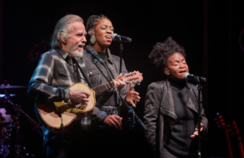 Jackson Browne with Backup Singers